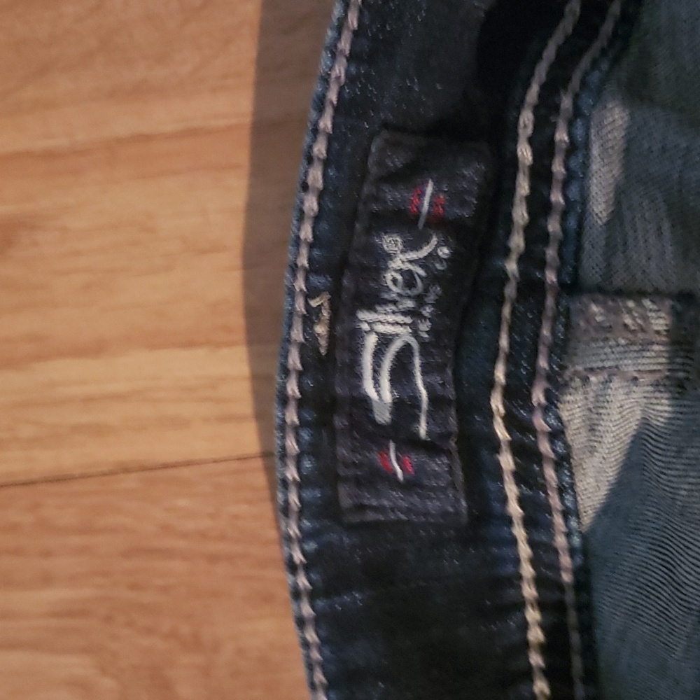 Jeans - Picture 3 of 3